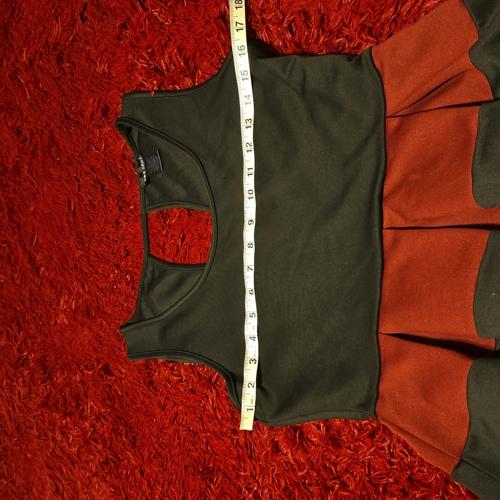 Final/Dress - Picture 5 of 8